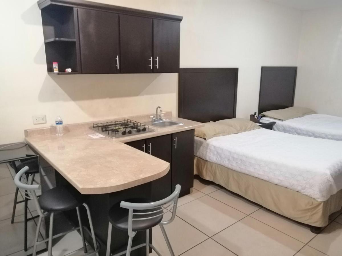 Hgen Rooms & Suites Лос-Мочис Экстерьер фото